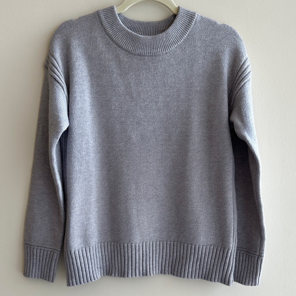 Philosophy Women’s Light Purple/Grey Crewneck Sweater, Size XS, NWOT